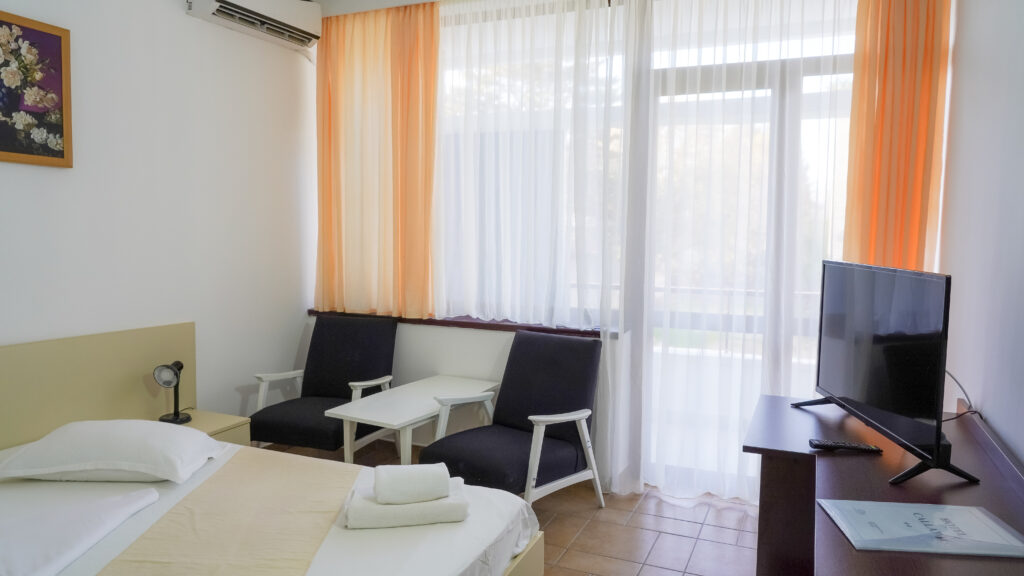 Zona de ședere din cameră – Hotel Callatis